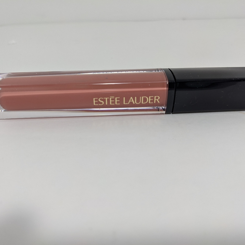 Estee Lauder Kissable Lip Shine - Picture 1 of 2